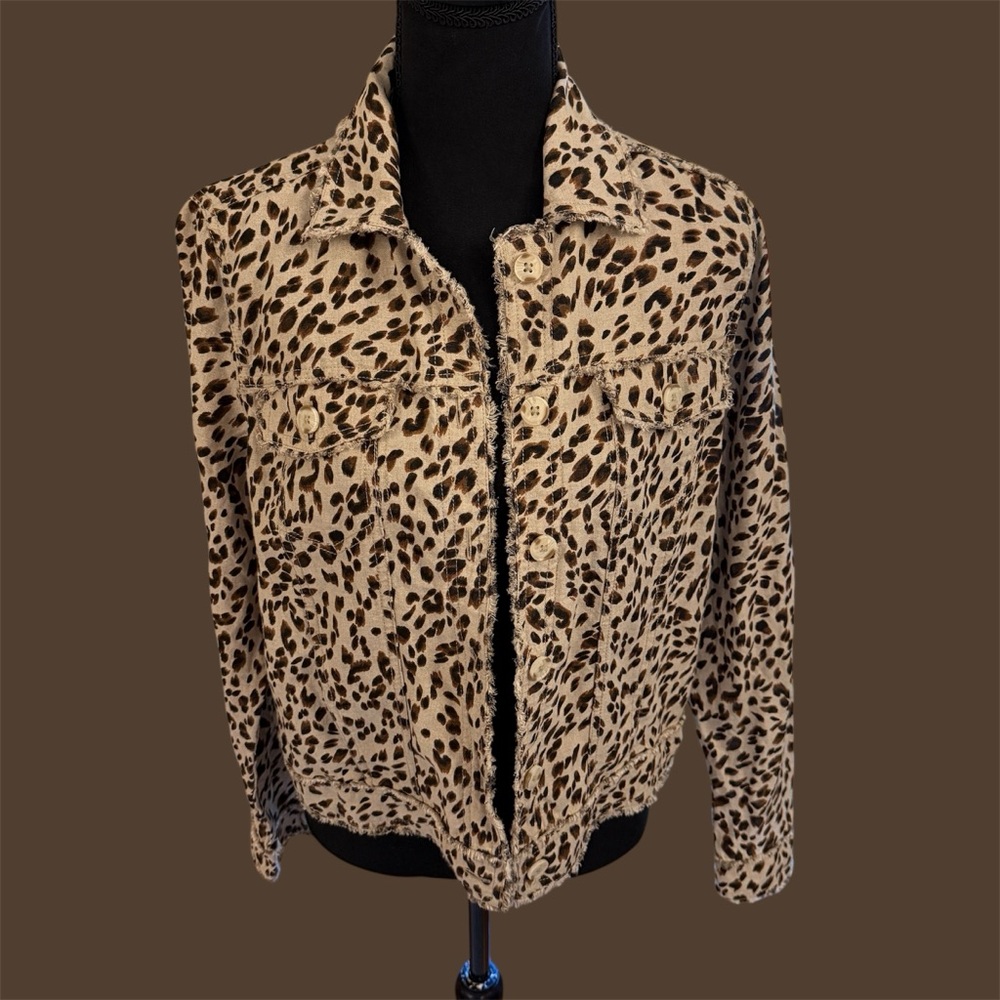 Charter Club 100% Linen Animal Print Jacket. Short. Small